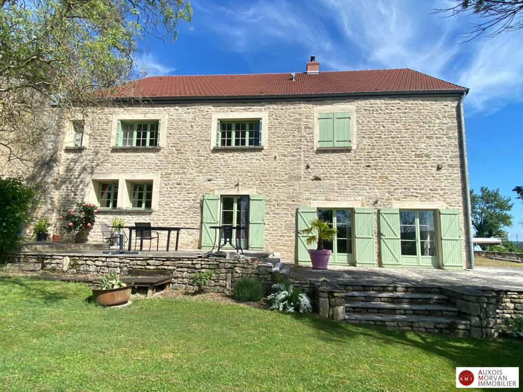 Photo Grange rénovée avec vue