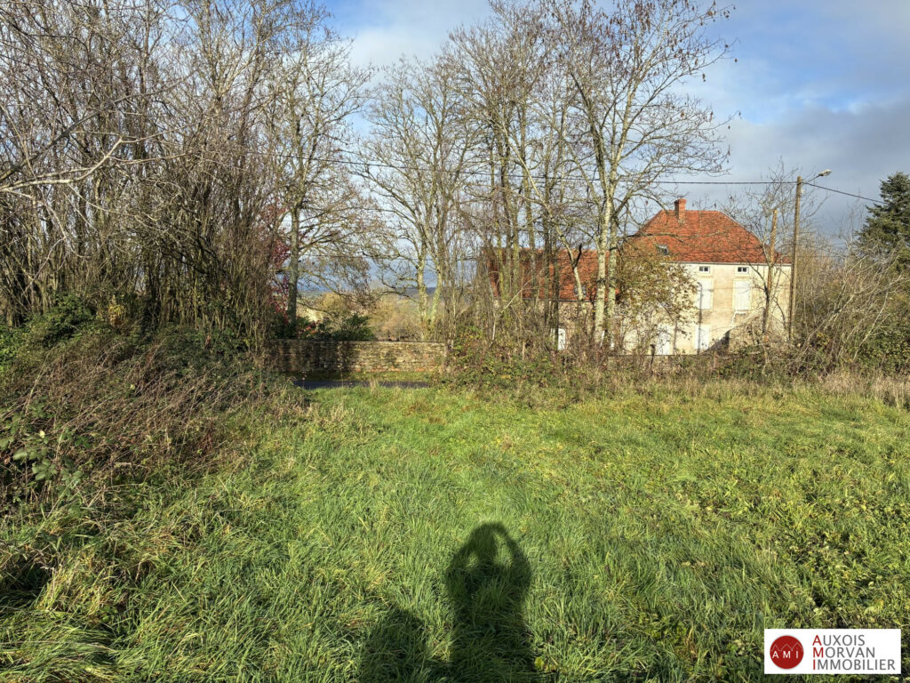 Photo pour Terrain constructible Photo descriptif pour le bien : Terrain constructible