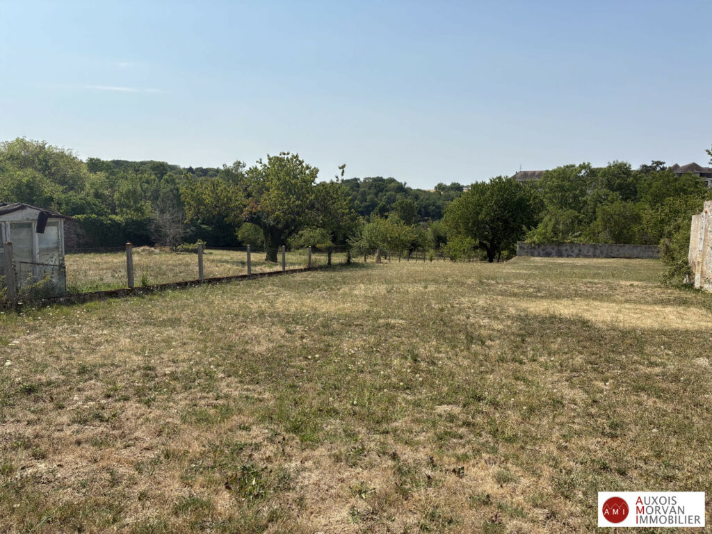 Photo descriptif pour le bien : Terrain constructible
